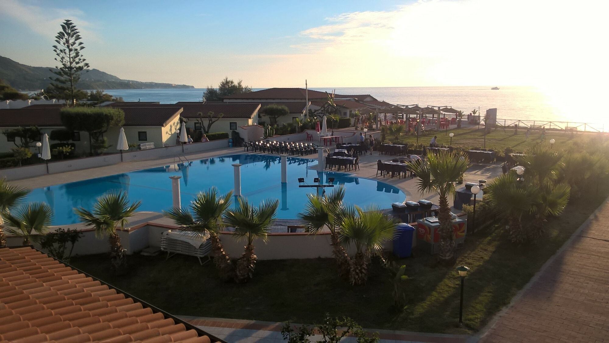 זמברונה Villaggio Borgo Marino מראה חיצוני תמונה